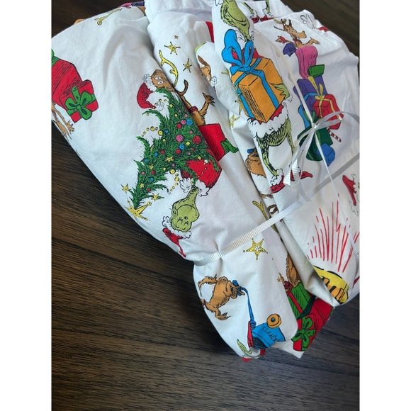 POTTERY BARN KIDS DR SEUSS The Grinch Max twin Sheet Set fitted flat pillowcase - Picture 1 of 7